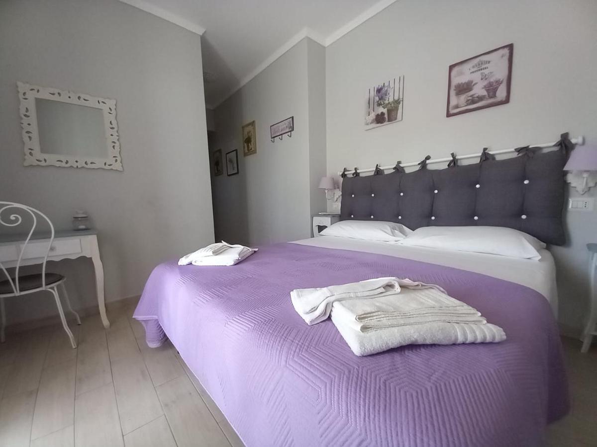 Il Grifo Hotel Sabaudia Bagian luar foto